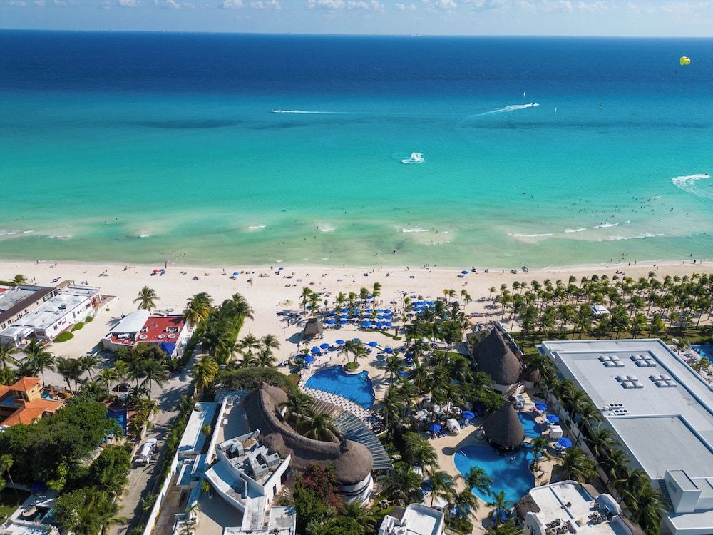 The Reef Playacar Beach Resort & Spa 1