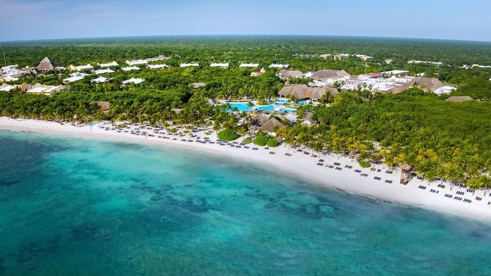 Grand Palladium Colonial Resort & Spa All Inclusive 1