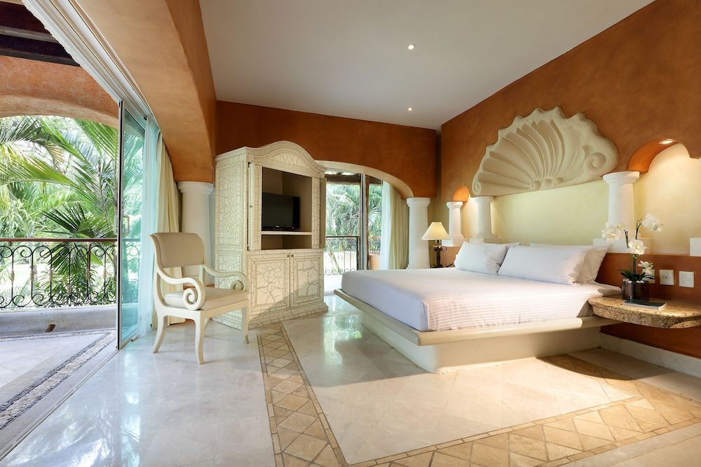 Eurostars Hacienda Vista Real Hotel 2