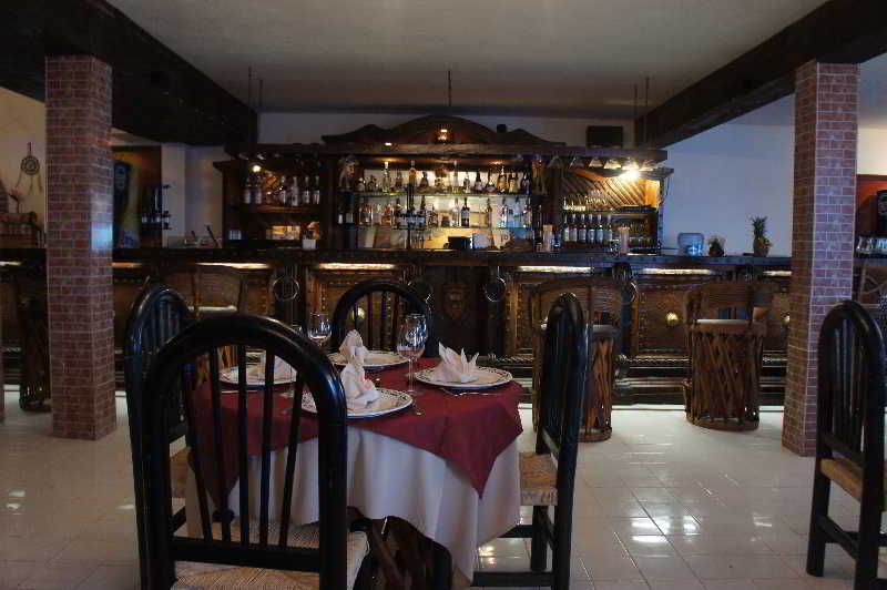 Hacienda Morelos Beach Front Hotel 1