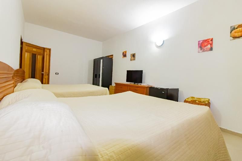 Apartahotel Villa Capri 1