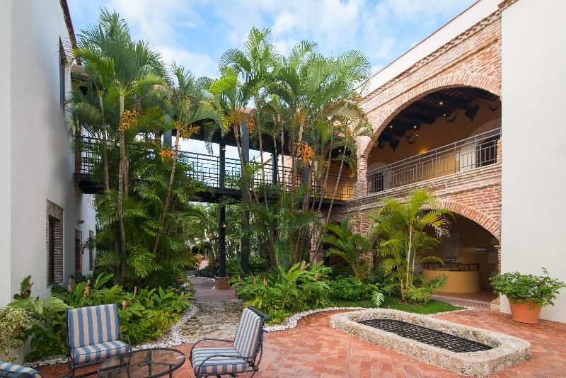 Hodelpa Nicolas de Ovando 2