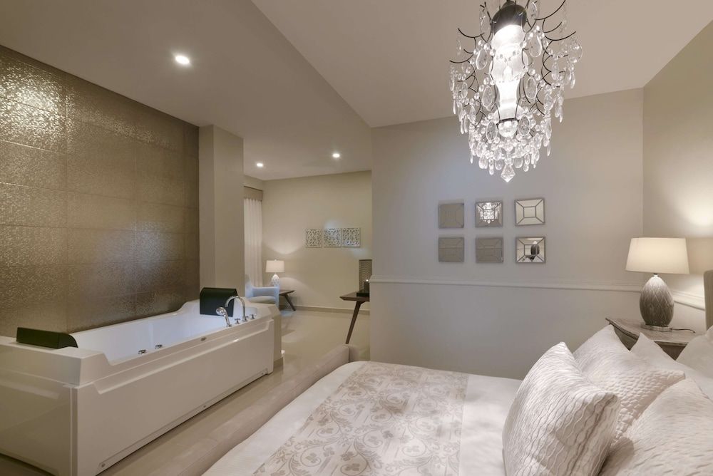 Hodelpa Caribe Colonial 1