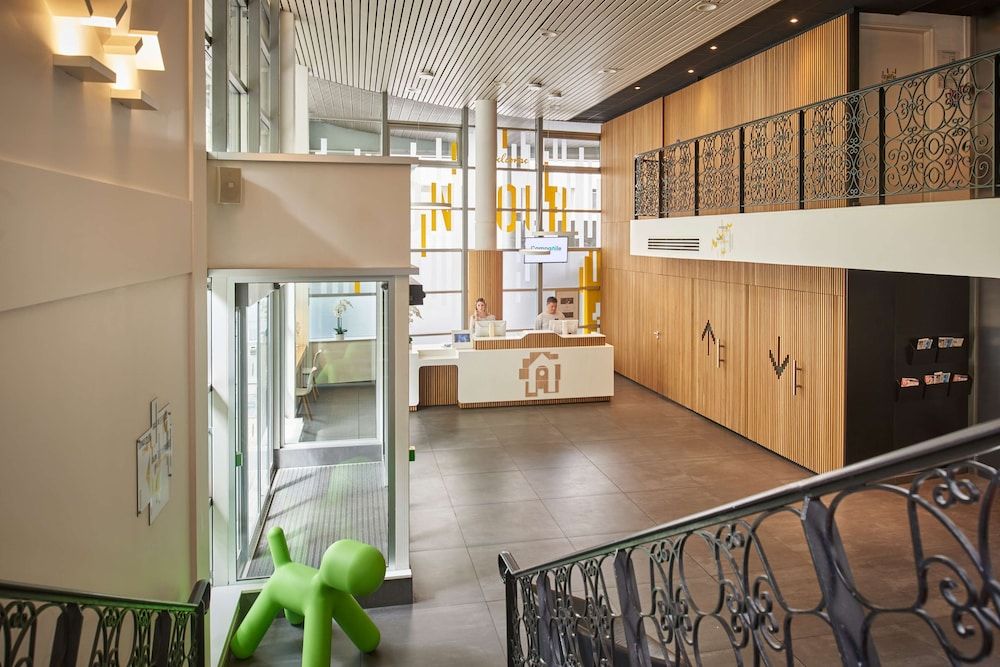 CAMPANILE PARIS 12 - Bercy Village 3