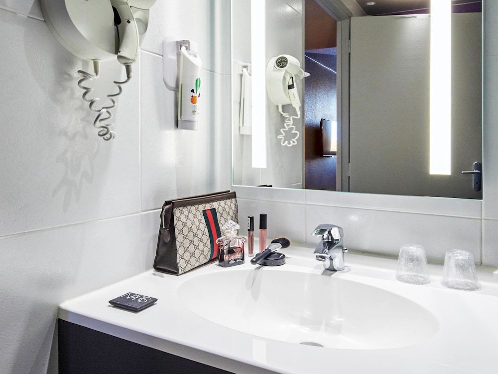 ibis Styles Evry Lisses 3