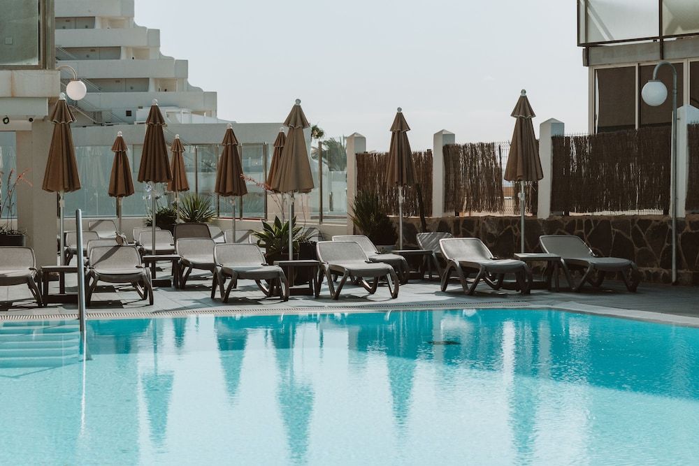 Apartamentos El Palmar 1