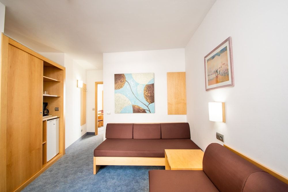 Hotel HL Rondo 2