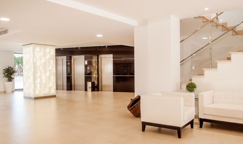 Tomir Portals Suites - Adults Only (+16) 2