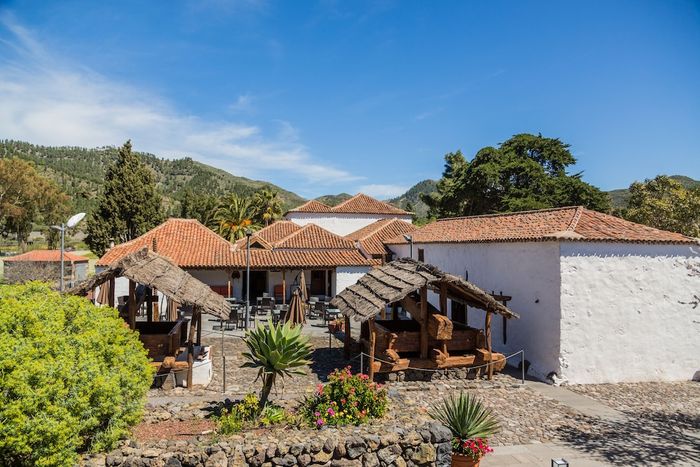 🌋🌲¡UNA ESCAPADA 4★ DIFERENTE A TENERIFE!⛱️🌴Desde 2 noches: Desconexión  y encanto con desayuno en una casona histórica | Santiago del Teide
