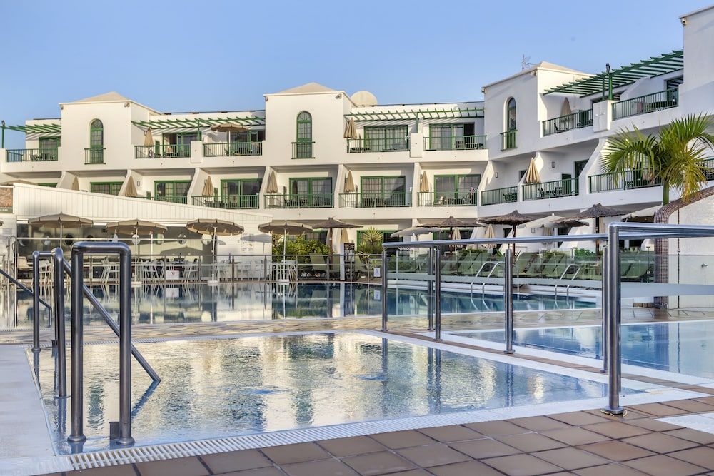 Club Del Carmen 1