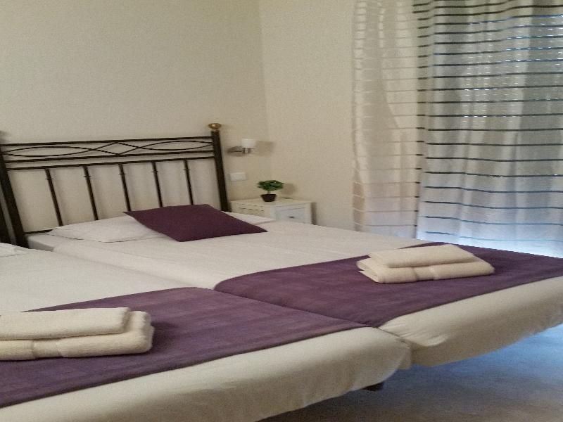 La Almadraba Apartments 3