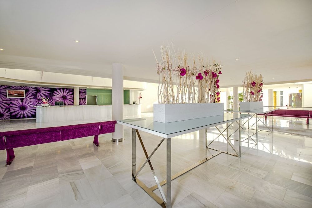 Iberostar Club Cala Barca - All Inclusive 2