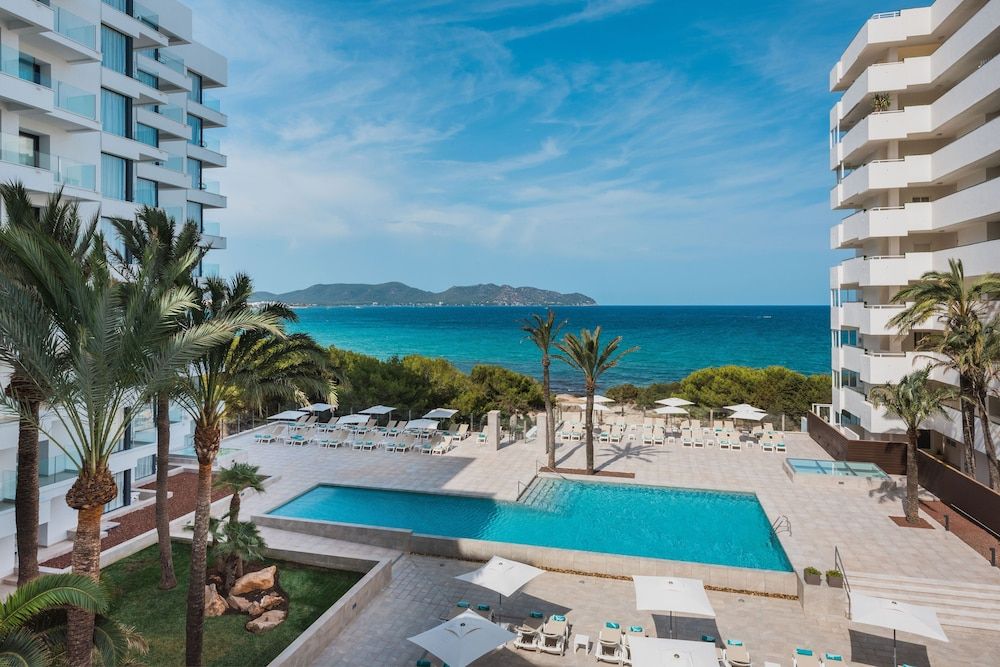 Iberostar Waves Cala Millor -Adults Only 1
