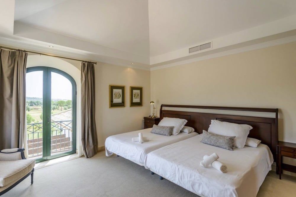 Arcos Golf Hotel Cortijo y Villas 3