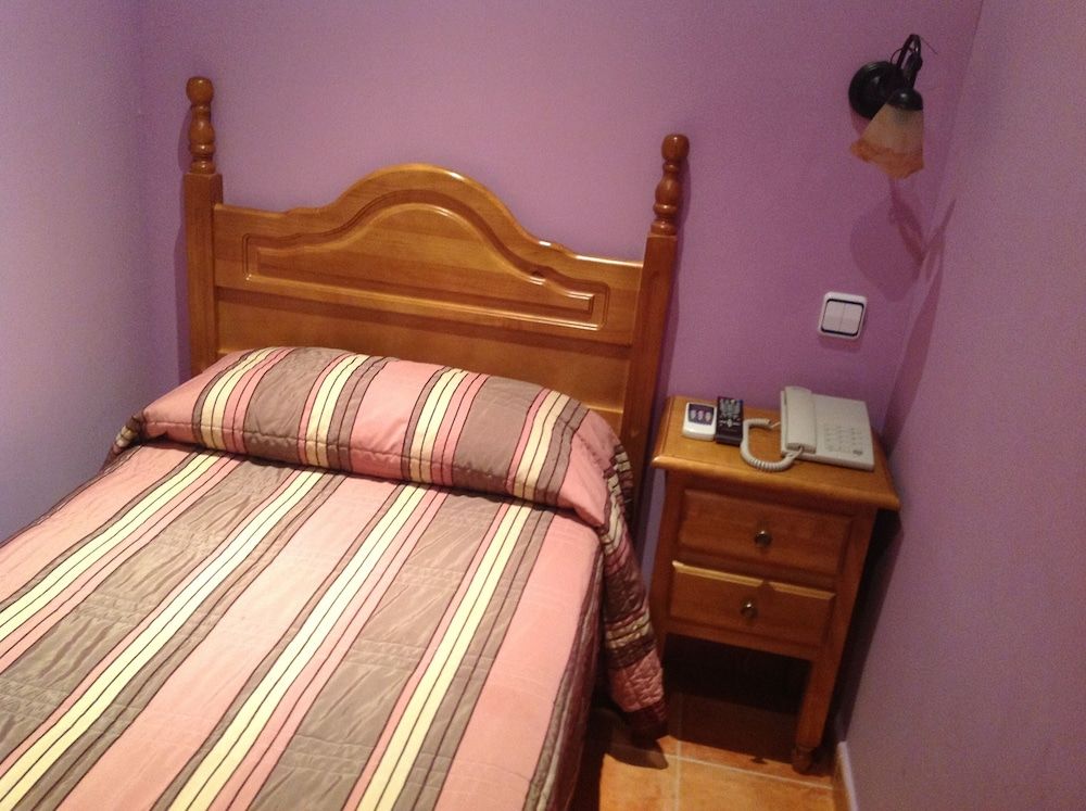 Hostal Las Fuentes - Adults Only 3