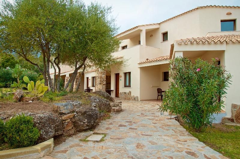 Club Esse Cala Gonone Beach Village 3