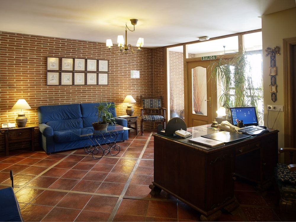 Hotel Arco San Vicente 2