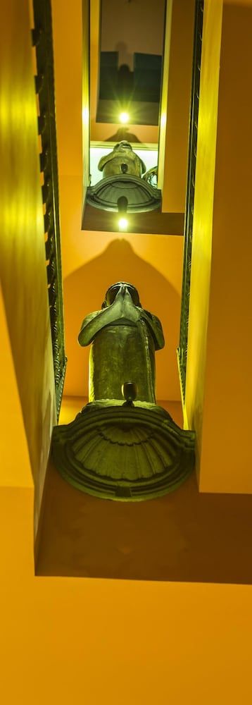 Rok Plaza - Only Adults 2