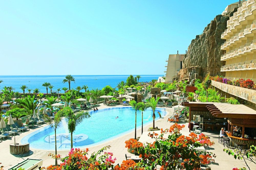 🛝😎¡TOBOGANES, SOL Y TODO INCLUIDO EN GRAN CANARIA!✈️🏝️ Desde 4 noches: Vuelos + Hotel 4★ frente a la playa | Taurito