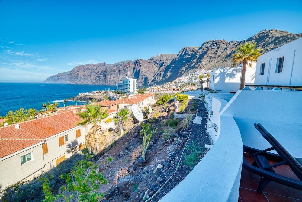 Ona Las Rosas 3 estrelas em Acantilado de los Gigantes