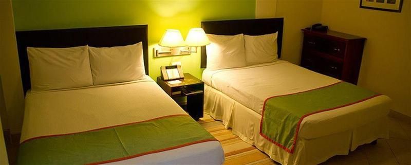 Altamont West Hotel 2