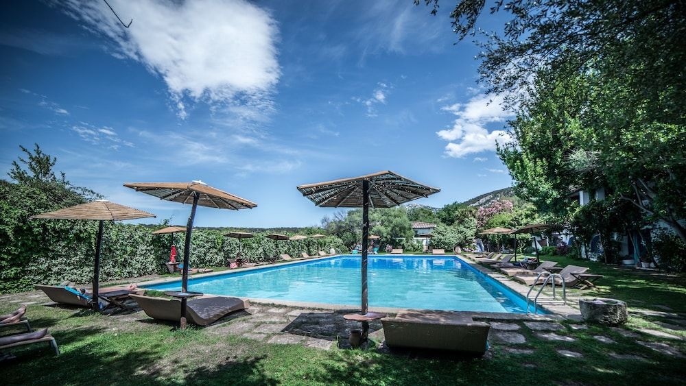 Su Gologone Experience Hotel 1