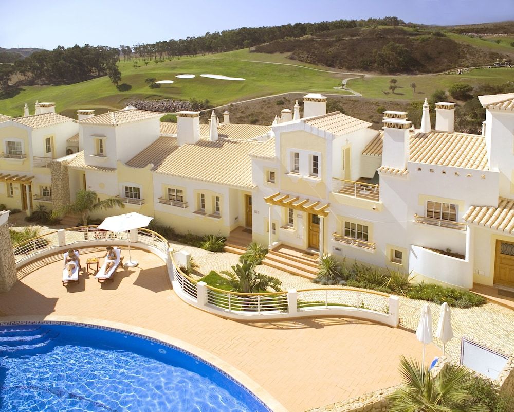 Quinta da Encosta Velha Golf & Leisure Village 4 estrellas en Salema