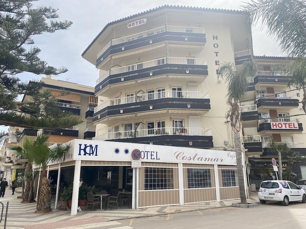 Hotel Costamar 2 estrelas em Torrox