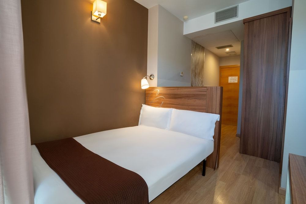 Hotel & Spa Golden Barcelona 3