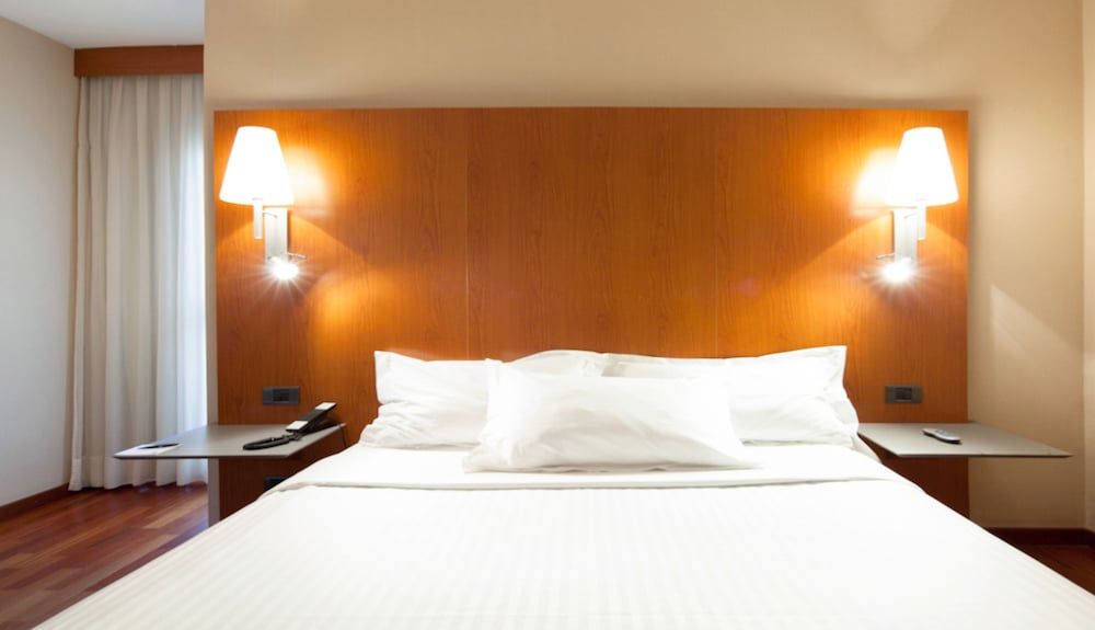 Hotel Ciutat Martorell 3