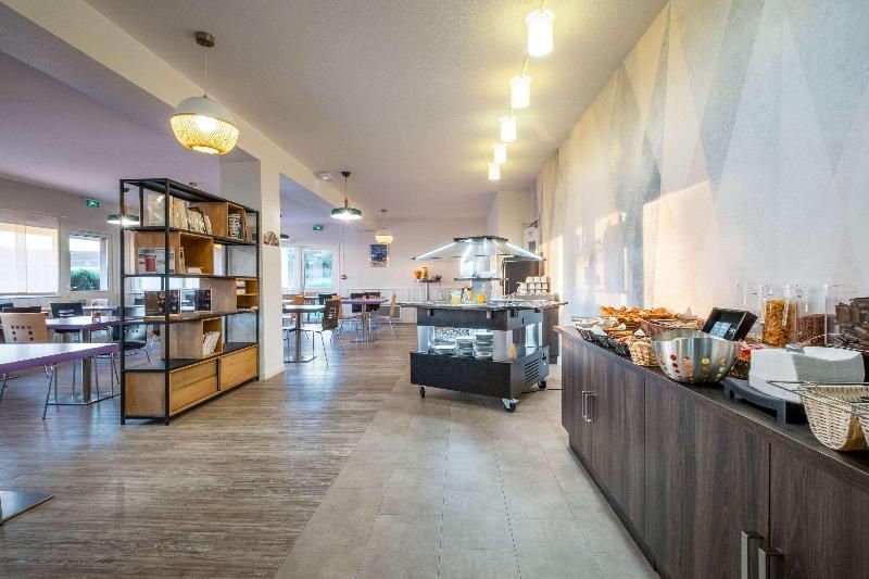 Comfort Hotel Linas-Montlhéry 3 estrelas em Brétigny-sur-Orge