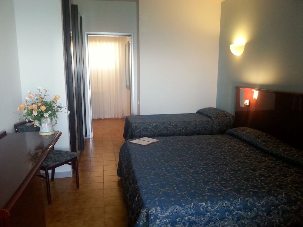 Grand Hotel Dei Cesari Dependance 3