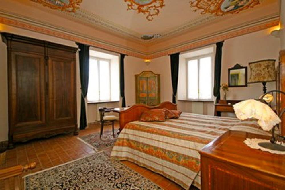 Villa Clodia 3 estrelas em Bracciano