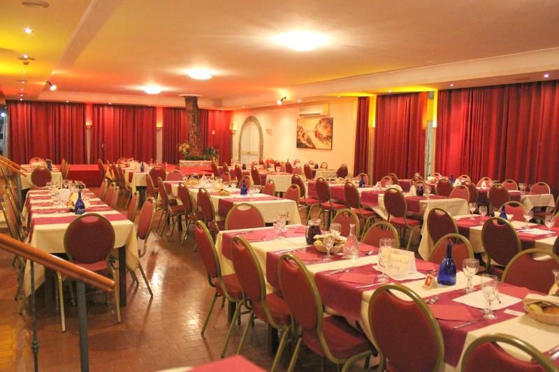 Hotel Romulus 2