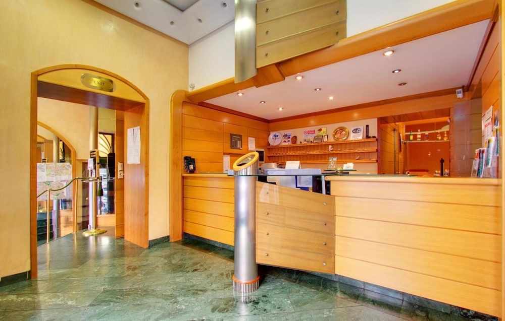 Hotel Corot 3
