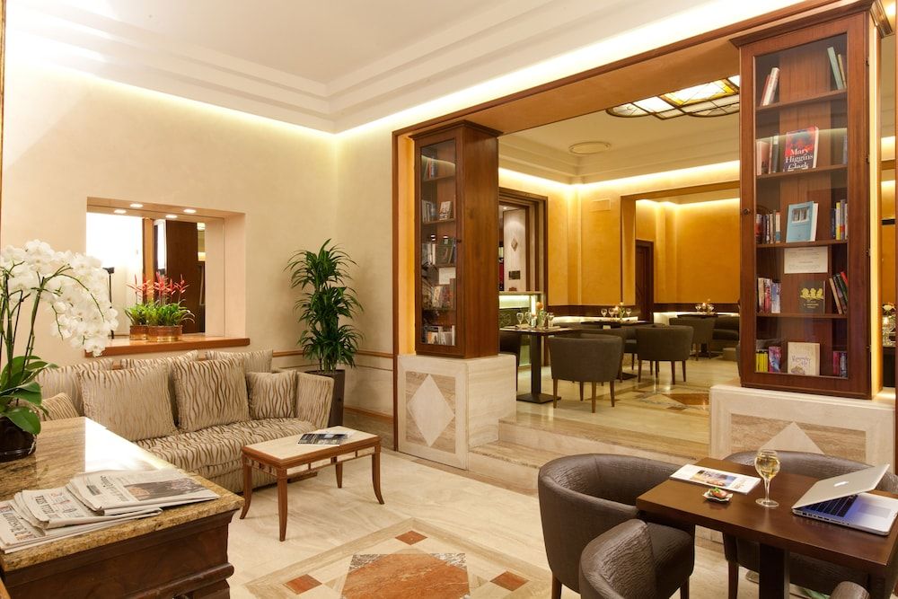 Hotel Diana Roof Garden 3