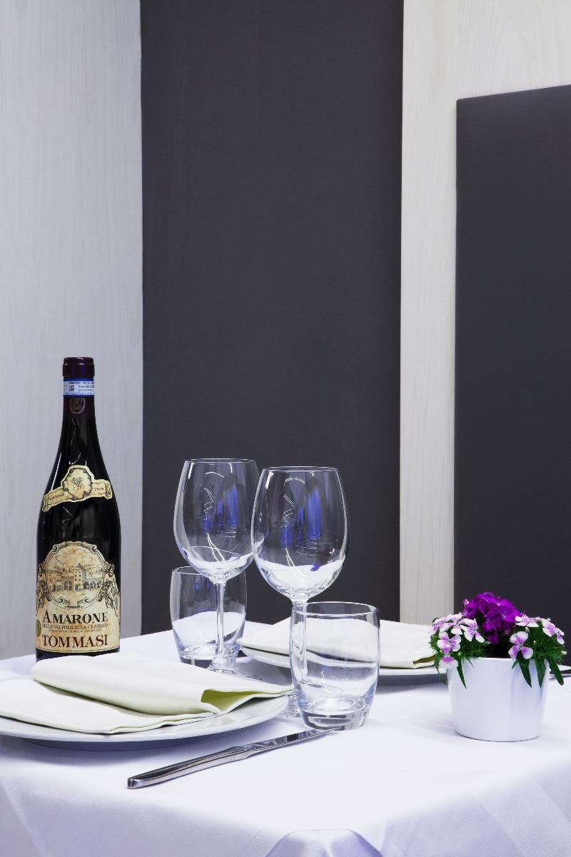 Moderno Hotel Roma 3
