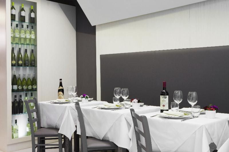 Moderno Hotel Roma 2