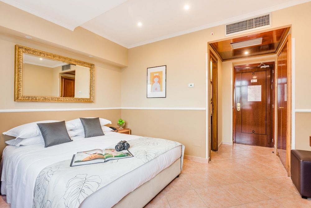 Raeli Hotel Archimede 4 estrelas em Roma