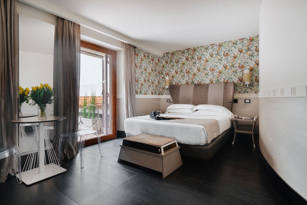 Mood Suites Tritone 3
