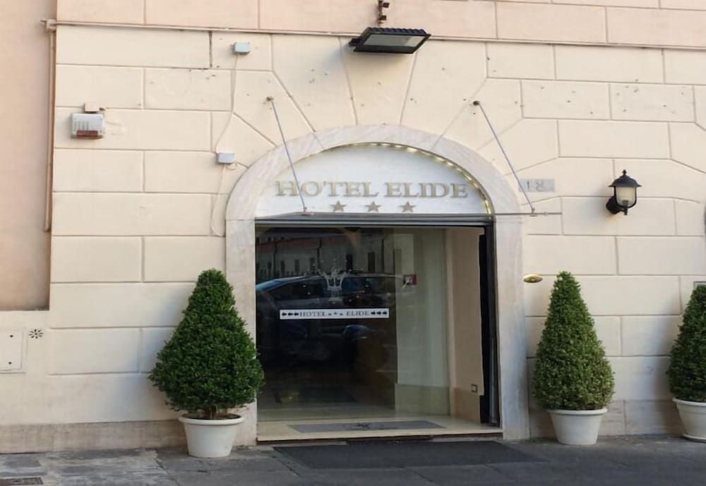 Hotel Elide 1