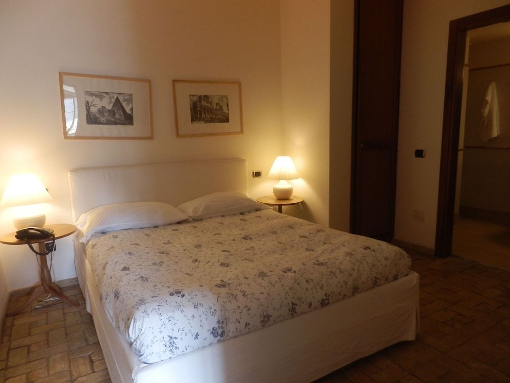 Residenza di Rocca Romana 2