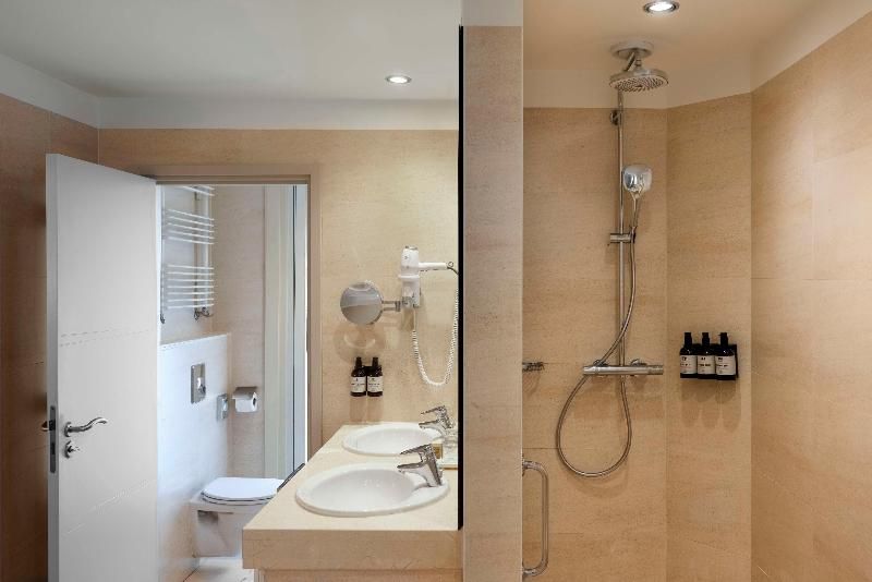 NH Amsterdam Leidseplein 3