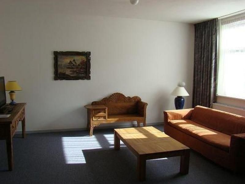 RHO Hotel 2
