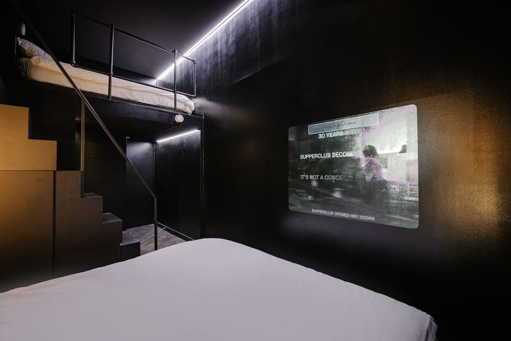 SUPPER Hotel 3