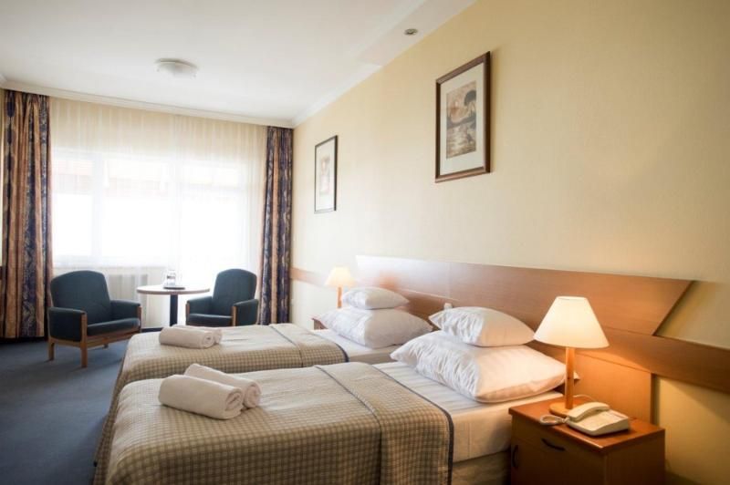 Hotel Marina Port 3
