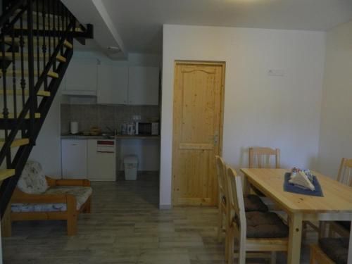 Família-Pelso apartmanház 1
