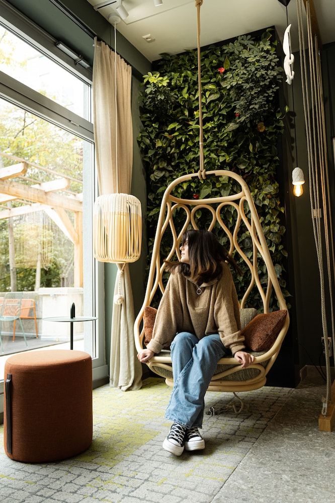 The Weekend Hotel 3