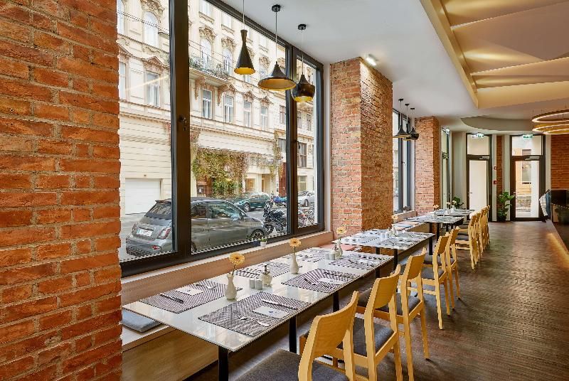 Austria Trend Hotel Albatros 1