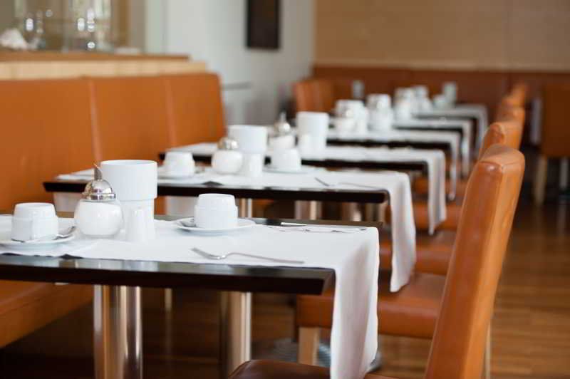 Heinhotel Vienna Airport 1